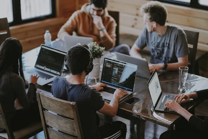 Illustration Mécénat d'entreprise — collecte de dons pour association