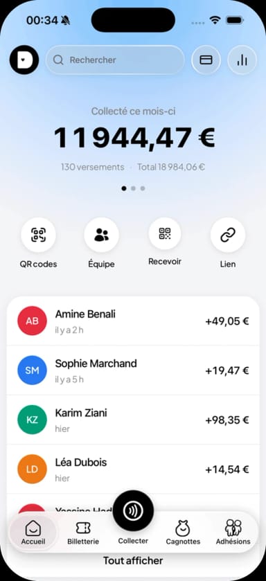 Écran d'accueil de l'application Donoor : montant collecté ce mois-ci et derniers dons reçus