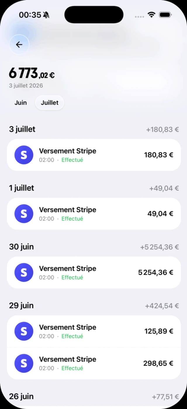 Écran des versements de l'application Donoor : virements Stripe reçus sur le compte de l'association