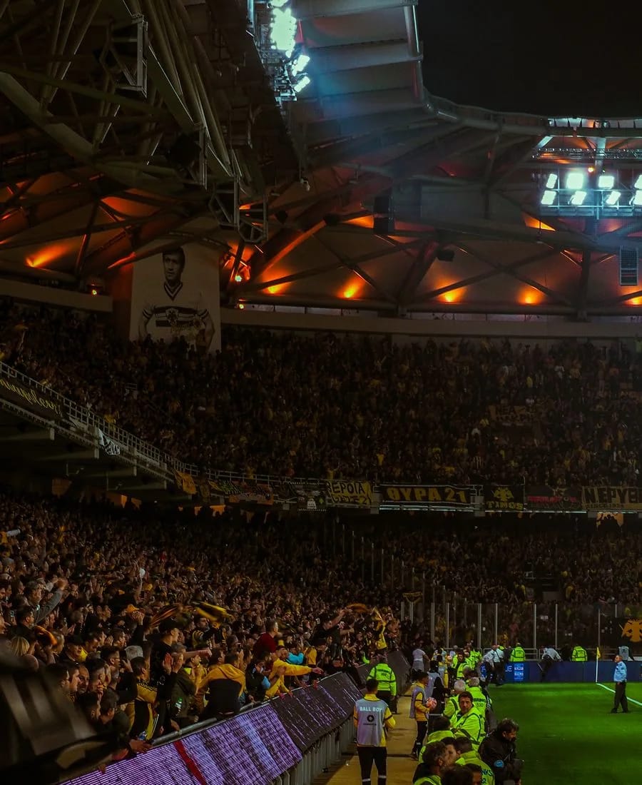Match de football en tribune